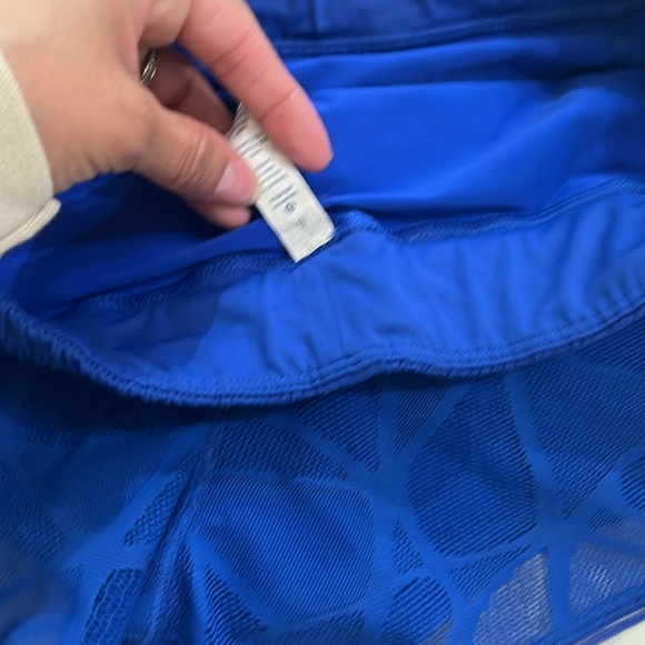 Lululemon shorts - Picture 6 of 12